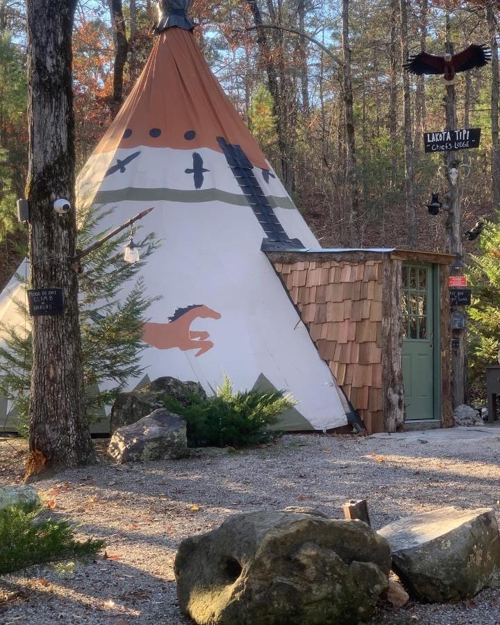 مبيت وإفطار هوت سبرنغز Fox Pass Cabins المظهر الخارجي الصورة