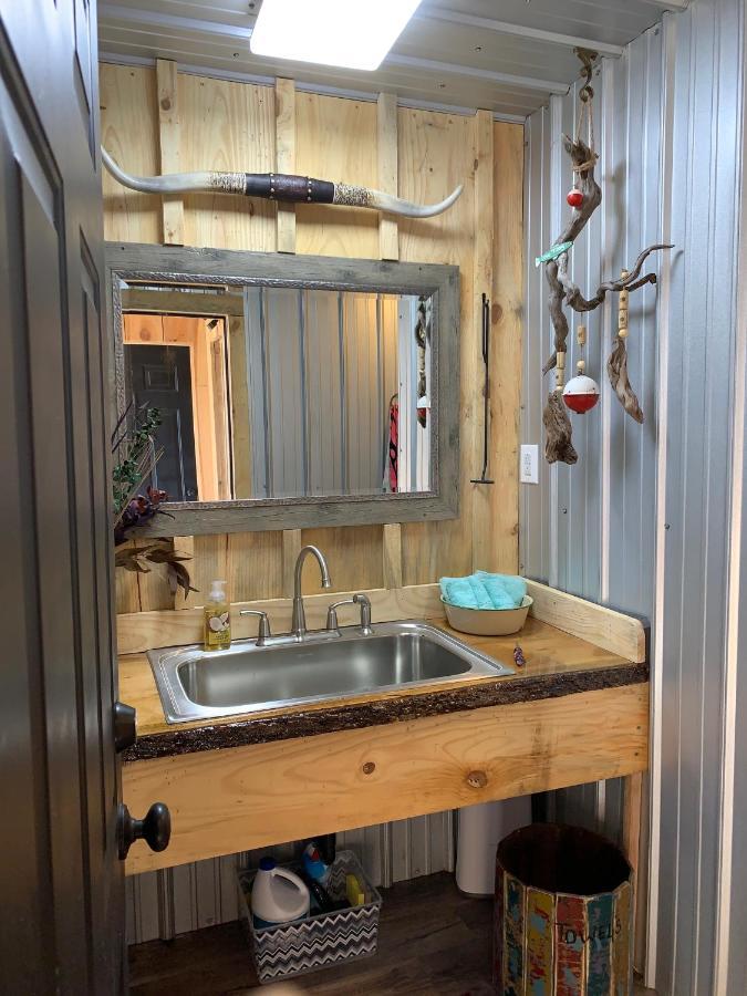 مبيت وإفطار هوت سبرنغز Fox Pass Cabins المظهر الخارجي الصورة